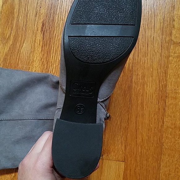 {Sam Edelman} Vivica Grey Suede Stretch Boots - Picture 6 of 7